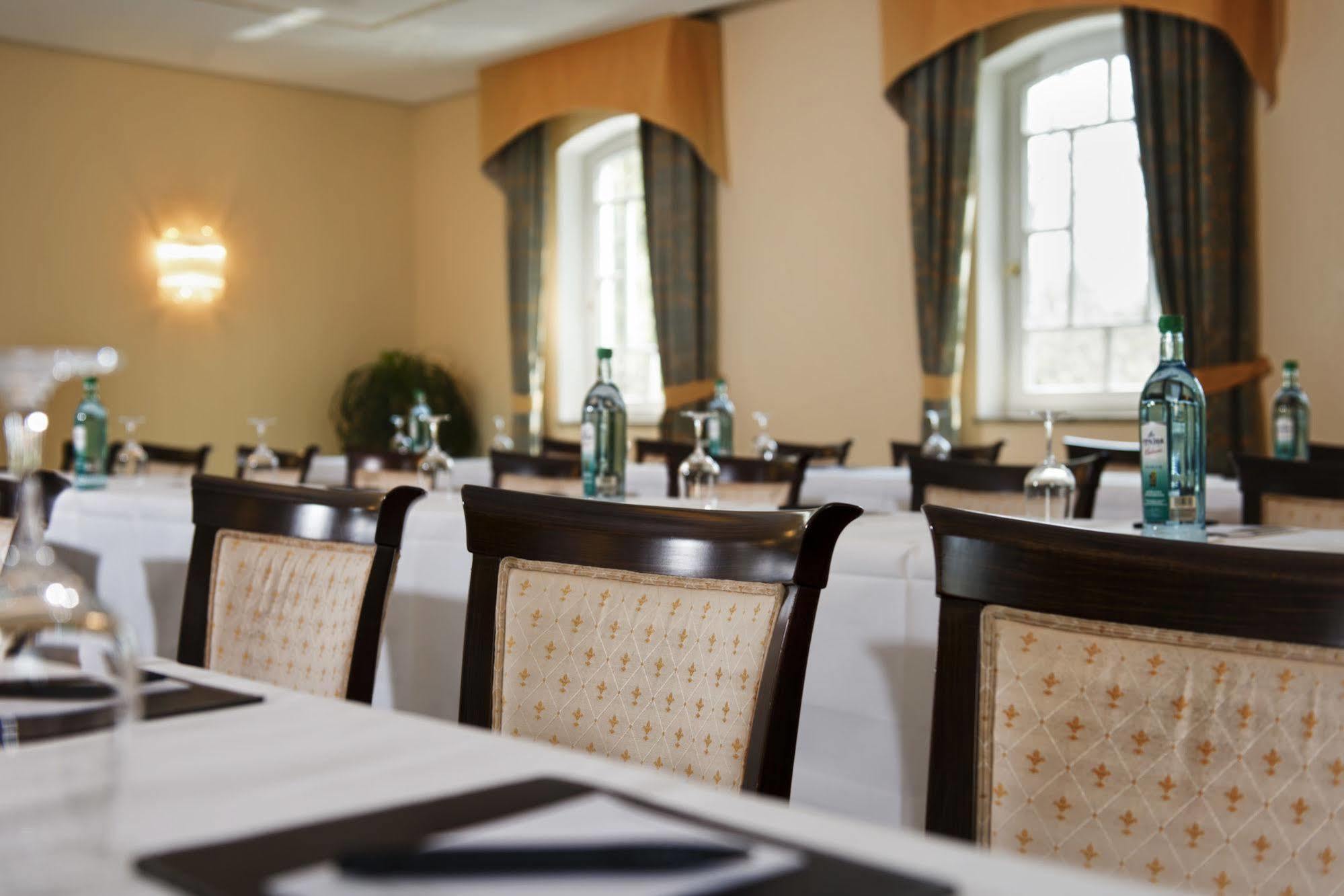 Hotel Villa Weltemuehle Dresden Perniagaan gambar